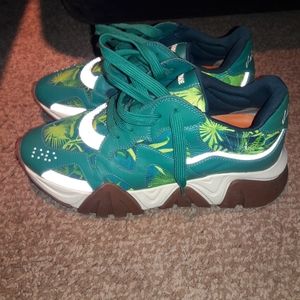 VERSACE JUNGLE PRINT SQUALO SNEAKERS/ SIZE 40